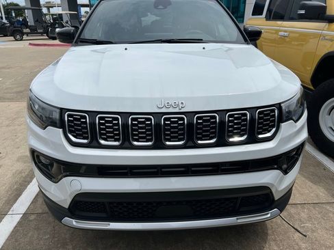 Used 2025 Jeep Compass Limited AWD/4WD image 14