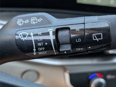 Used 2025 Kia Sorento S w/ Panoramic Sunroof Package FWD image 65