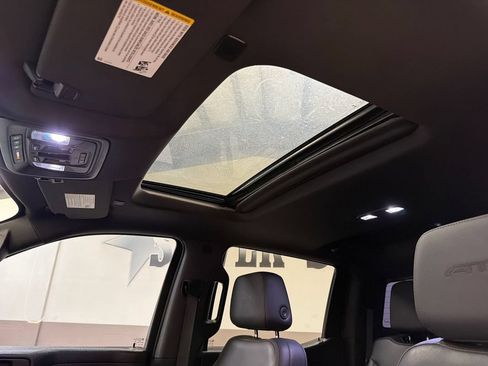 Used 2020 GMC Sierra 1500 AT4 w/ AT4 Premium Package AWD/4WD image 26