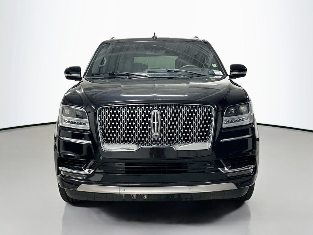 Used 2021 Lincoln Navigator Reserve w/ Luxury Package AWD/4WD image 6