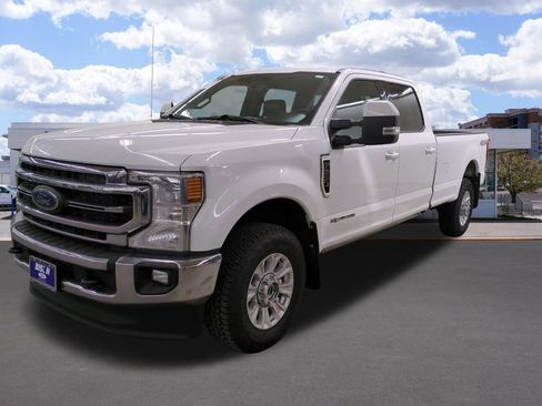 Used 2021 Ford F350 Lariat image 7