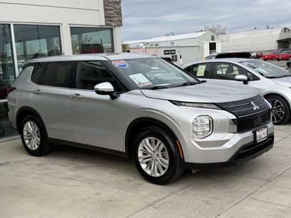 Used 2022 Mitsubishi Outlander ES
