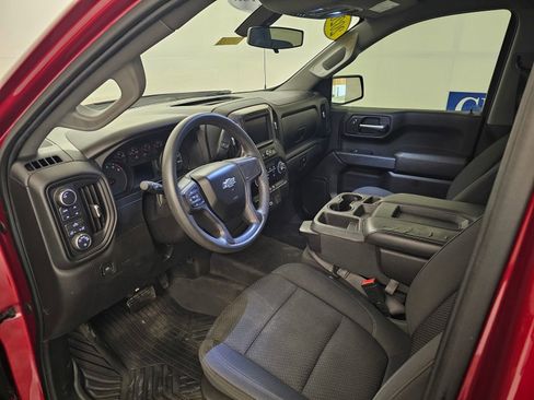 Used 2020 Chevrolet Silverado 1500 Custom Trail Boss w/ Custom Convenience Package AWD/4WD image 3