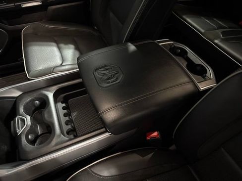Used 2023 RAM 1500 Laramie AWD/4WD image 12