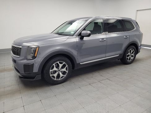 Used 2020 Kia Telluride EX AWD/4WD image 2