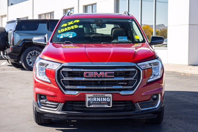 Certified 2024 GMC Terrain AT4 w/ Infotainment Package II AWD/4WD image 2