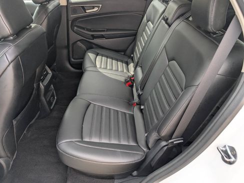 Used 2020 Ford Edge SEL AWD/4WD image 12