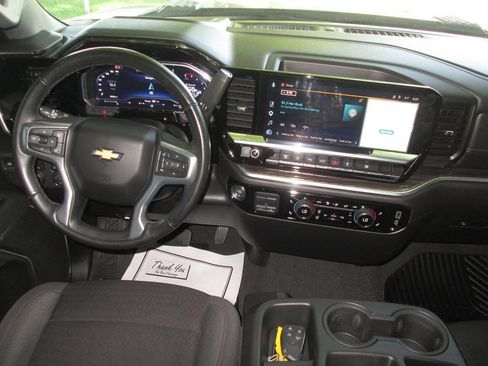 Used 2025 Chevrolet Silverado 3500 LT w/ All Star Edition AWD/4WD image 25