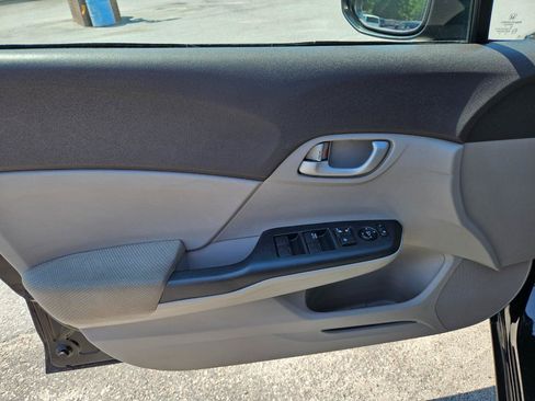 Used 2012 Honda Civic LX image 11