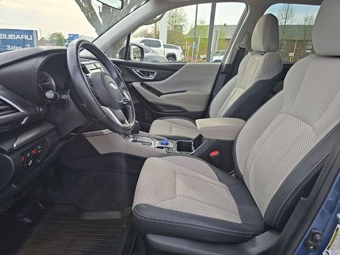 Used 2022 Subaru Forester Premium AWD/4WD image 14