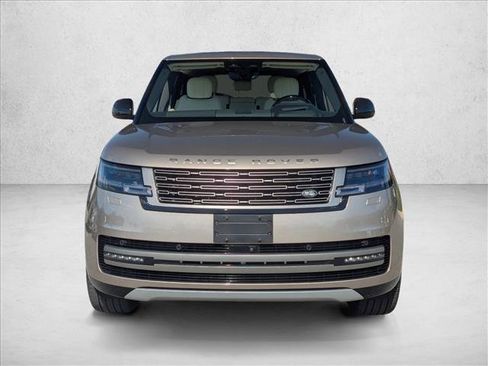 Used 2025 Land Rover Range Rover Long Wheelbase SE AWD/4WD image 2