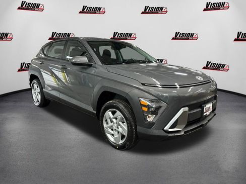 New 2026 Hyundai Kona SE image 3