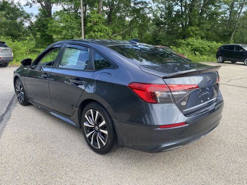 Used 2022 Honda Civic EX image 5