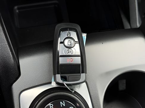 Used 2025 Ford Bronco Sport Badlands AWD/4WD image 11