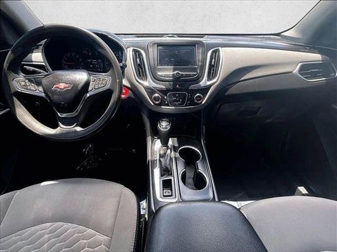 Certified 2020 Chevrolet Equinox LS FWD image 16