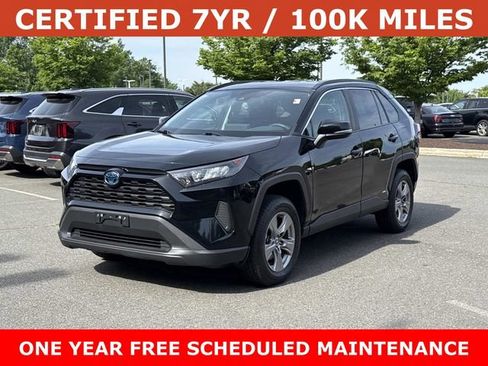 Used 2022 Toyota RAV4 LE AWD/4WD image 5