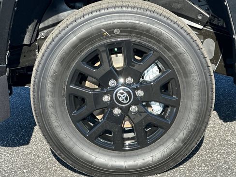 New 2026 Toyota Tacoma SR5 image 30