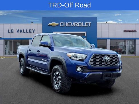 Used 2023 Toyota Tacoma TRD Off-Road image 1