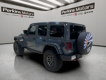 New 2026 Jeep Wrangler Unlimited Rubicon w/ Xtreme 35 Tire Package
