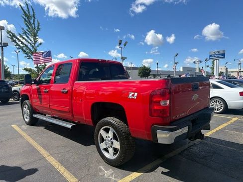 Used 2014 Chevrolet Silverado 2500 LT w/ Interior Plus Package AWD/4WD image 5