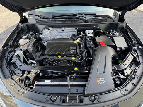 Used 2025 Buick Envista Preferred image 30