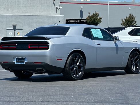 Used 2022 Dodge Challenger R/T w/ Blacktop Package RWD image 2