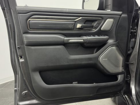 Used 2019 RAM 1500 Limited AWD/4WD image 11