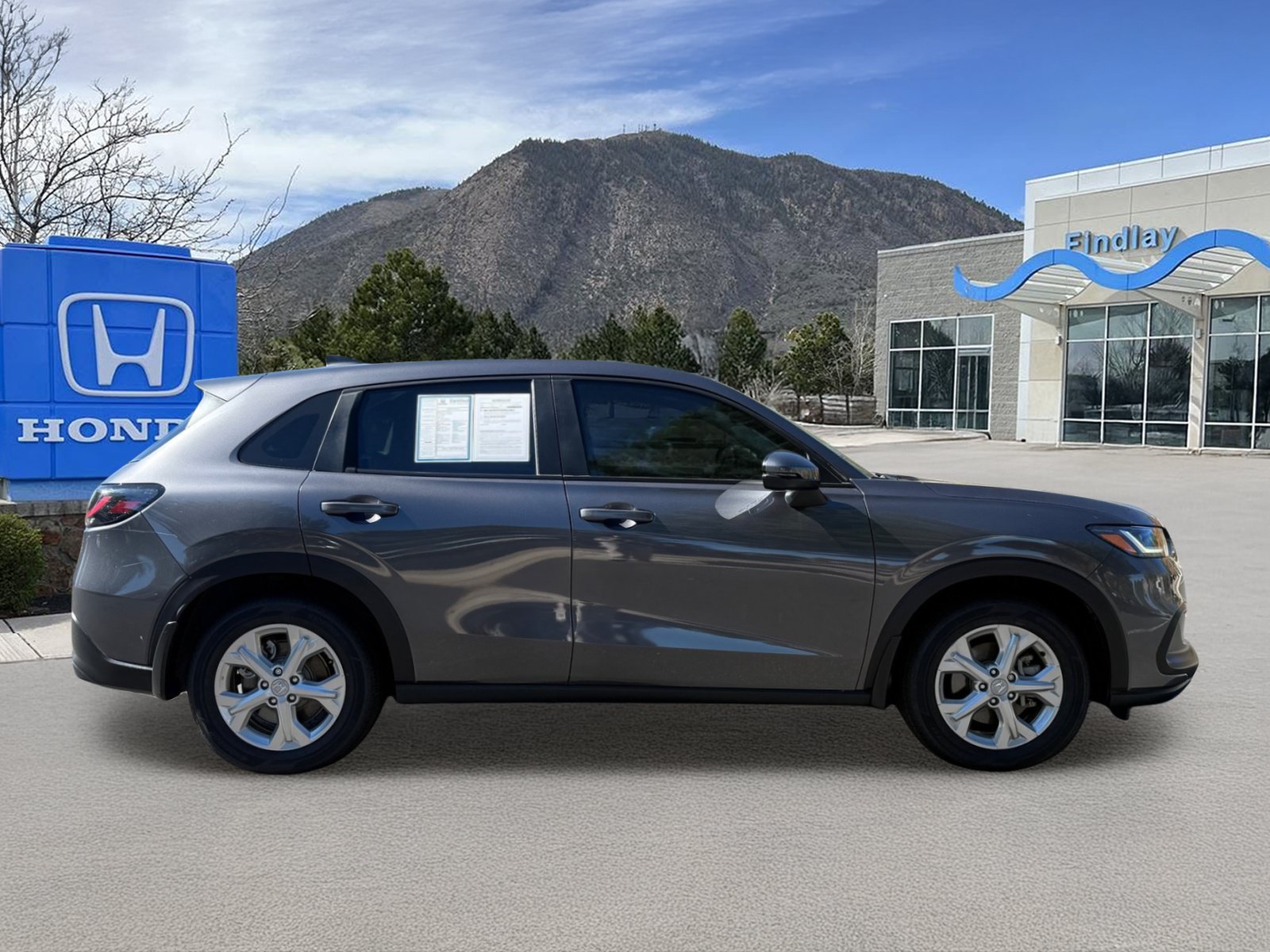 Used 2024 Honda HR-V LX image 7