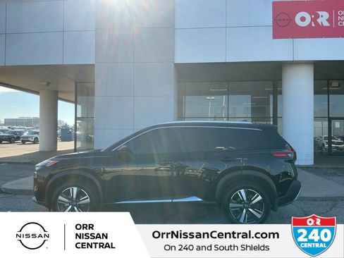 Used 2023 Nissan Rogue Platinum image 8