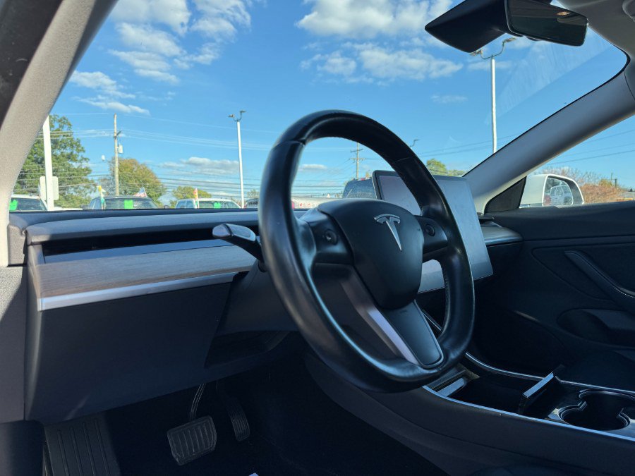 Used 2018 Tesla Model 3 Long Range RWD image 14
