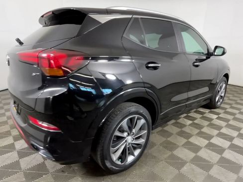 Used 2022 Buick Encore GX Select w/ Sport Touring Package FWD image 5