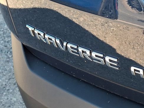 Used 2023 Chevrolet Traverse LT AWD/4WD image 30
