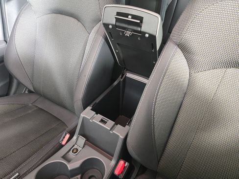 Used 2024 Subaru Crosstrek 2.0i Premium image 28