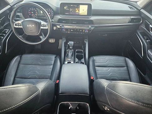 Used 2022 Kia Telluride SX w/ SX Prestige Package image 19