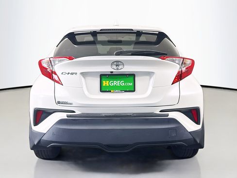 Used 2019 Toyota C-HR LE FWD image 8