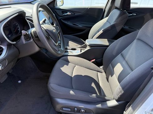 Used 2024 Chevrolet Malibu LS FWD image 3