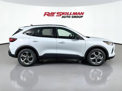 Used 2025 Ford Escape ST-Line AWD/4WD image 5