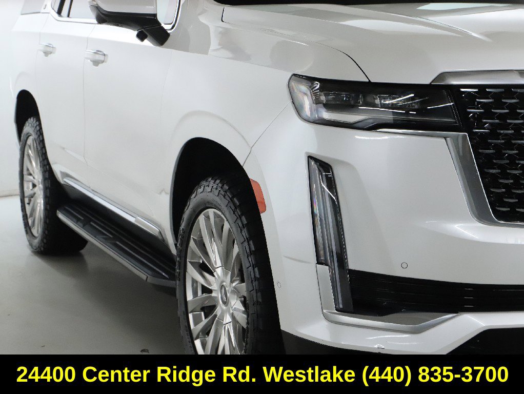 Used 2023 Cadillac Escalade Premium Luxury AWD/4WD image 9