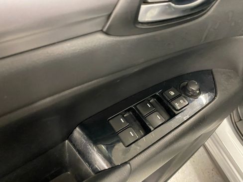 Used 2018 MAZDA CX-5 Touring image 14