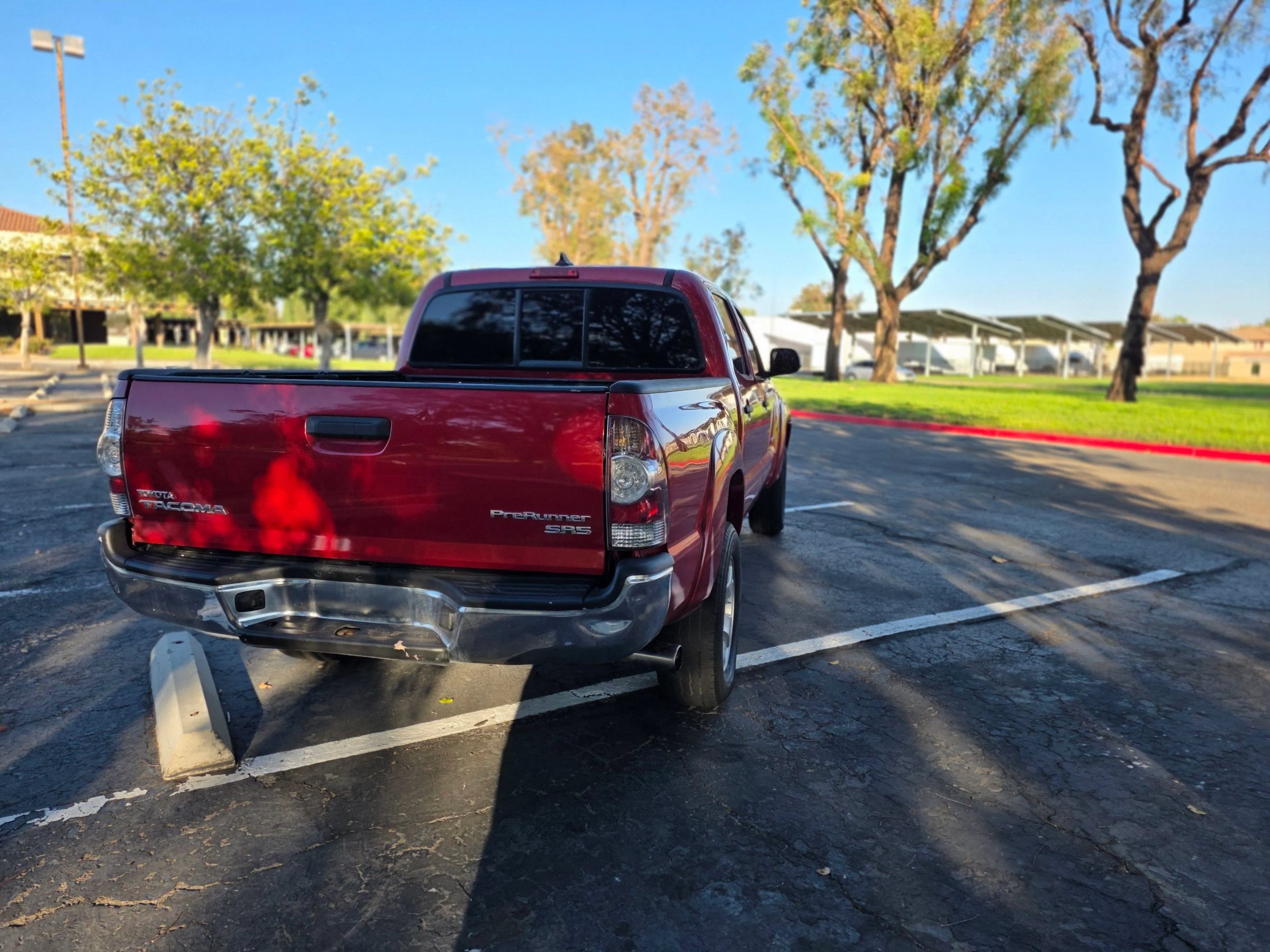 Used 2015 Toyota Tacoma PreRunner RWD image 8