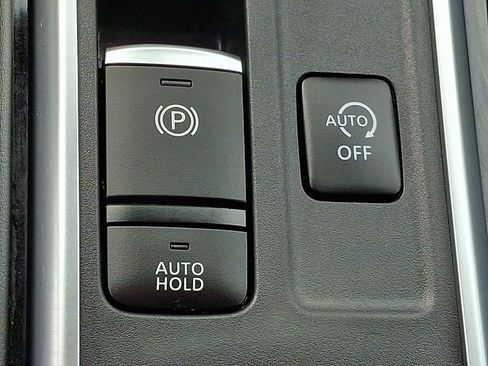 Used 2024 Nissan Pathfinder SV AWD/4WD image 26