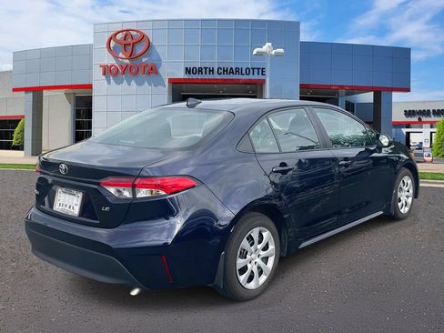 Used 2025 Toyota Corolla LE FWD image 8