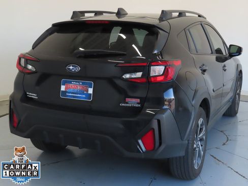 Used 2024 Subaru Crosstrek 2.0i Premium image 4