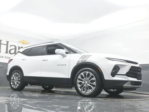 Used 2023 Chevrolet Blazer LT w/ LPO, Floor Liner Package image 2