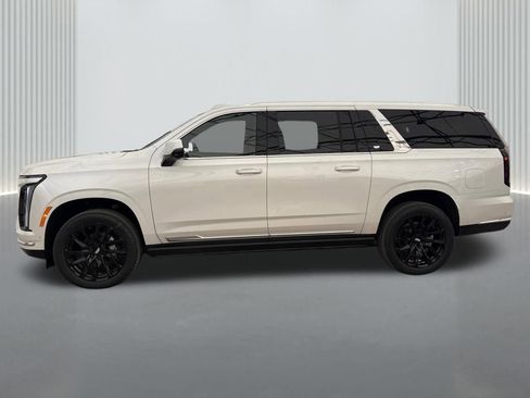 New 2025 Cadillac Escalade ESV Premium Luxury image 8