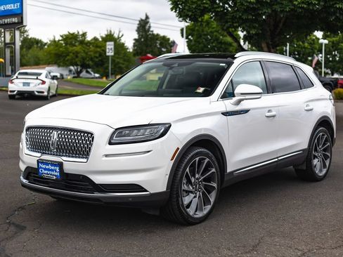 Used 2021 Lincoln Nautilus Reserve w/ Equipment Group 201A AWD/4WD image 4