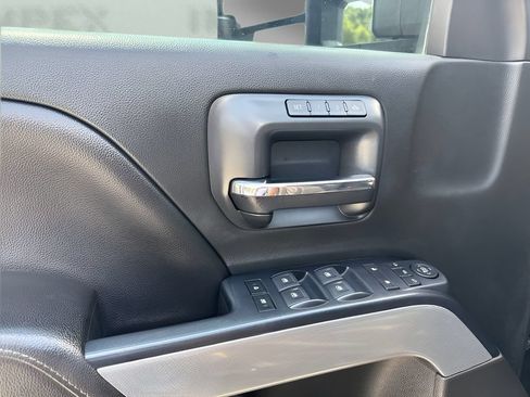 Used 2018 Chevrolet Silverado 2500 LTZ w/ Duramax Plus Package AWD/4WD image 17
