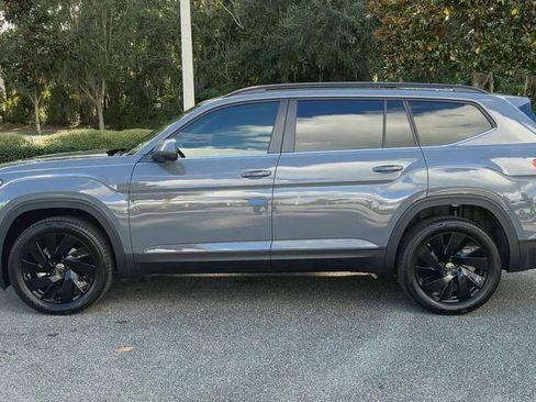 New 2026 Volkswagen Atlas SE image 5