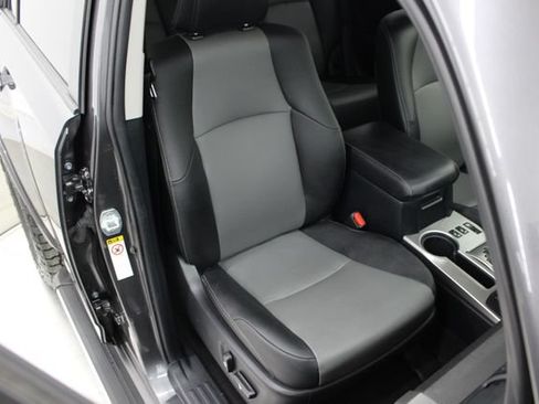 Used 2019 Toyota 4Runner SR5 Premium AWD/4WD image 63