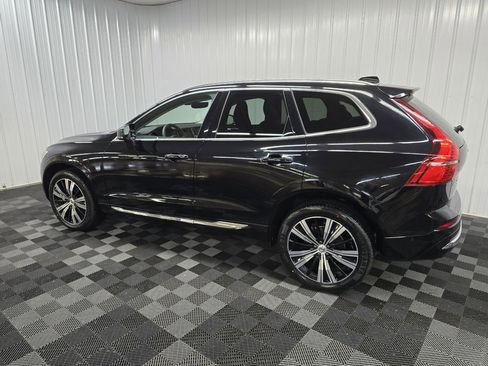 Used 2023 Volvo XC60 B5 Plus w/ Climate Package image 4